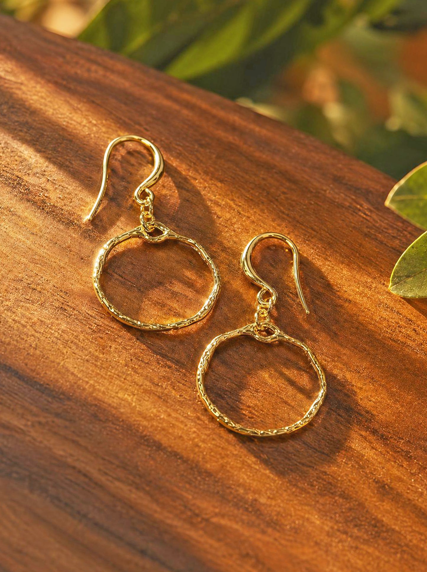 Simple Hammered Ring Earrings [18ct Gold-Plated]