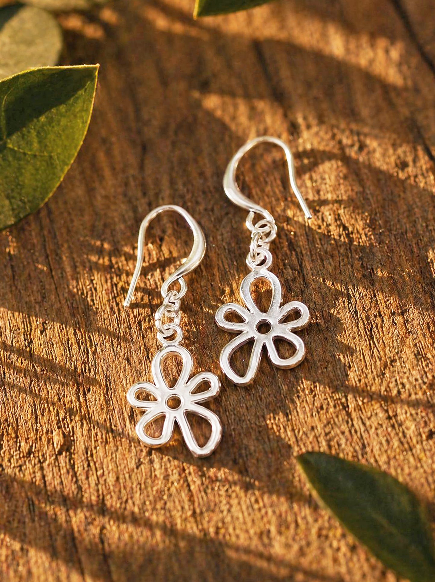 Mini Flower Charm Earrings [Silver-Plated]
